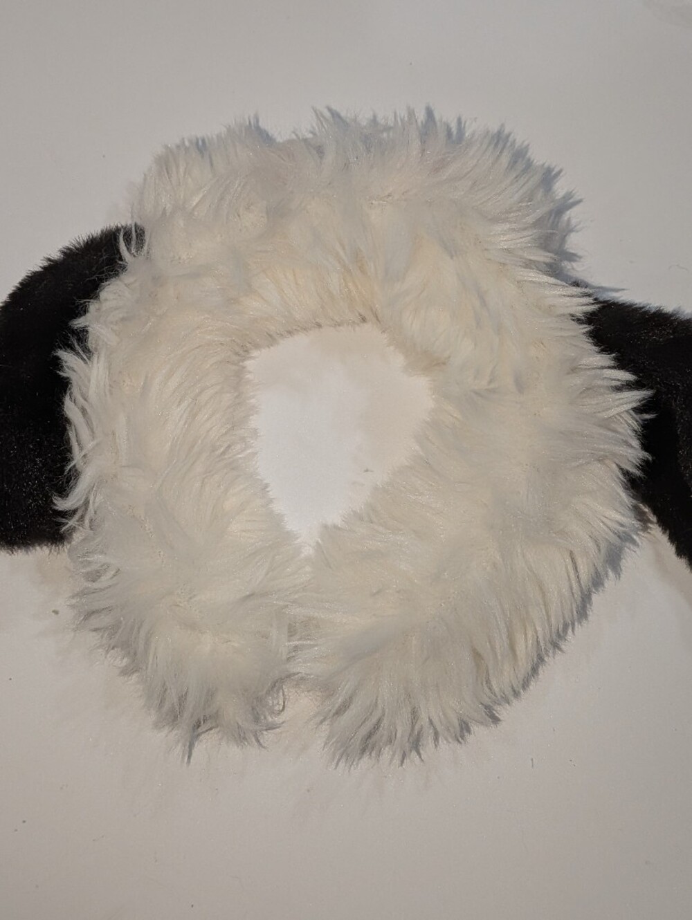 Faux Fur Two-Tone Scarf - White and Black